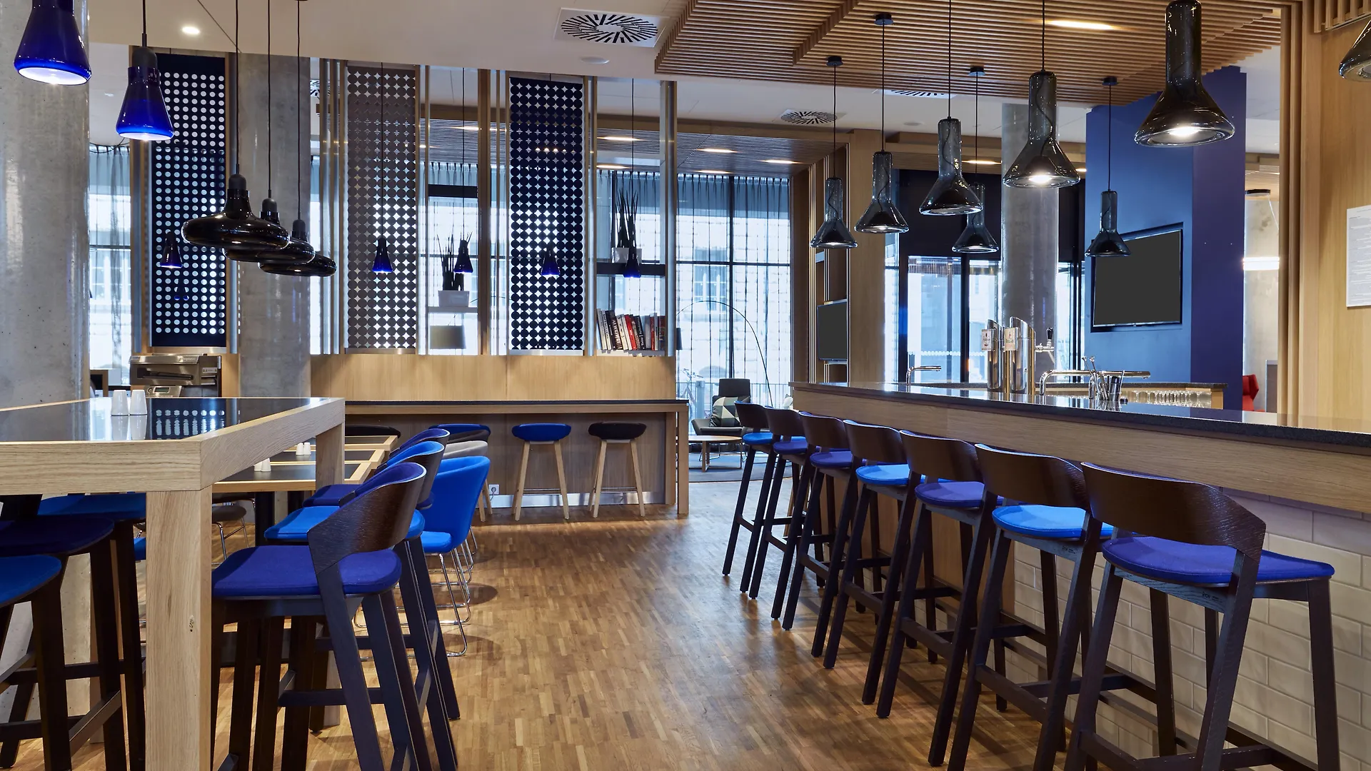 Holiday Inn Express - Berlin - Alexanderplatz By Ihg 3*,