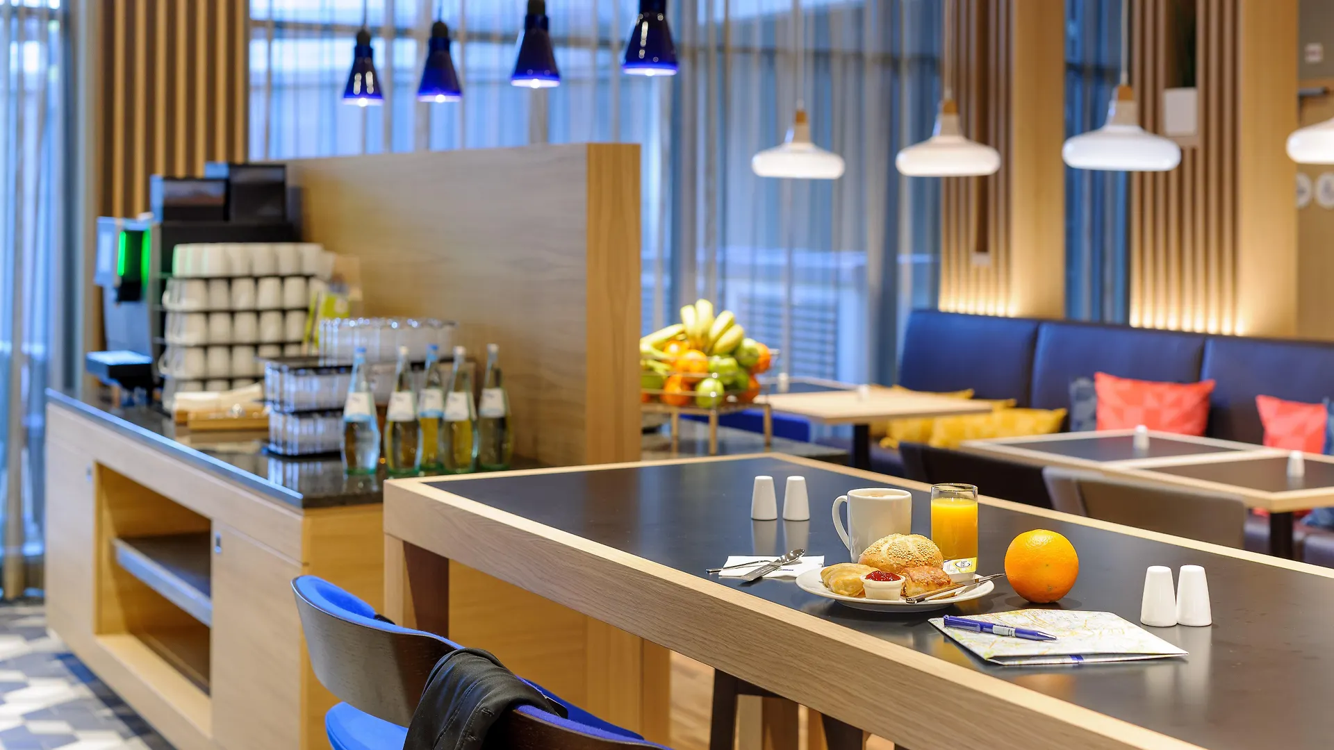 *** Hotel Holiday Inn Express - Berlin - Alexanderplatz By Ihg Germany