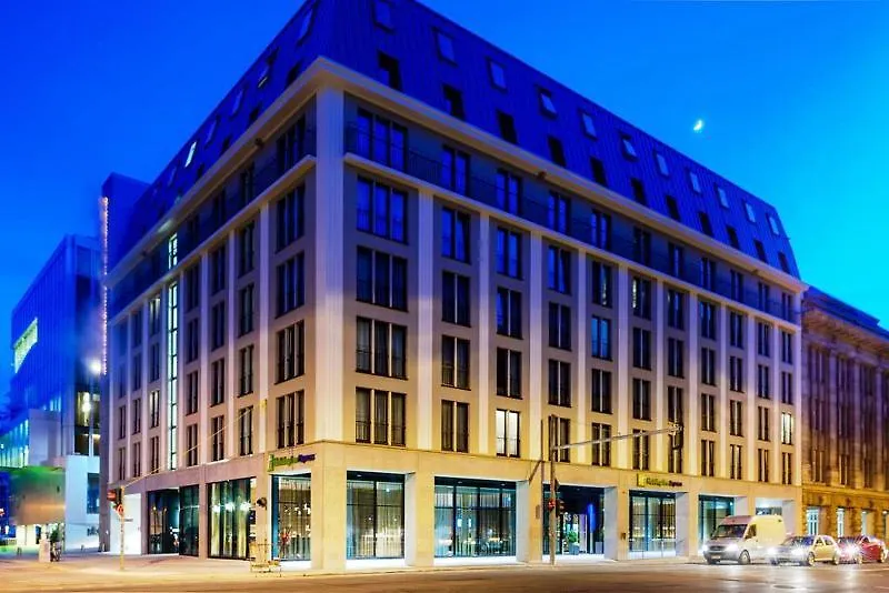 Holiday Inn Express - Berlin - Alexanderplatz By Ihg